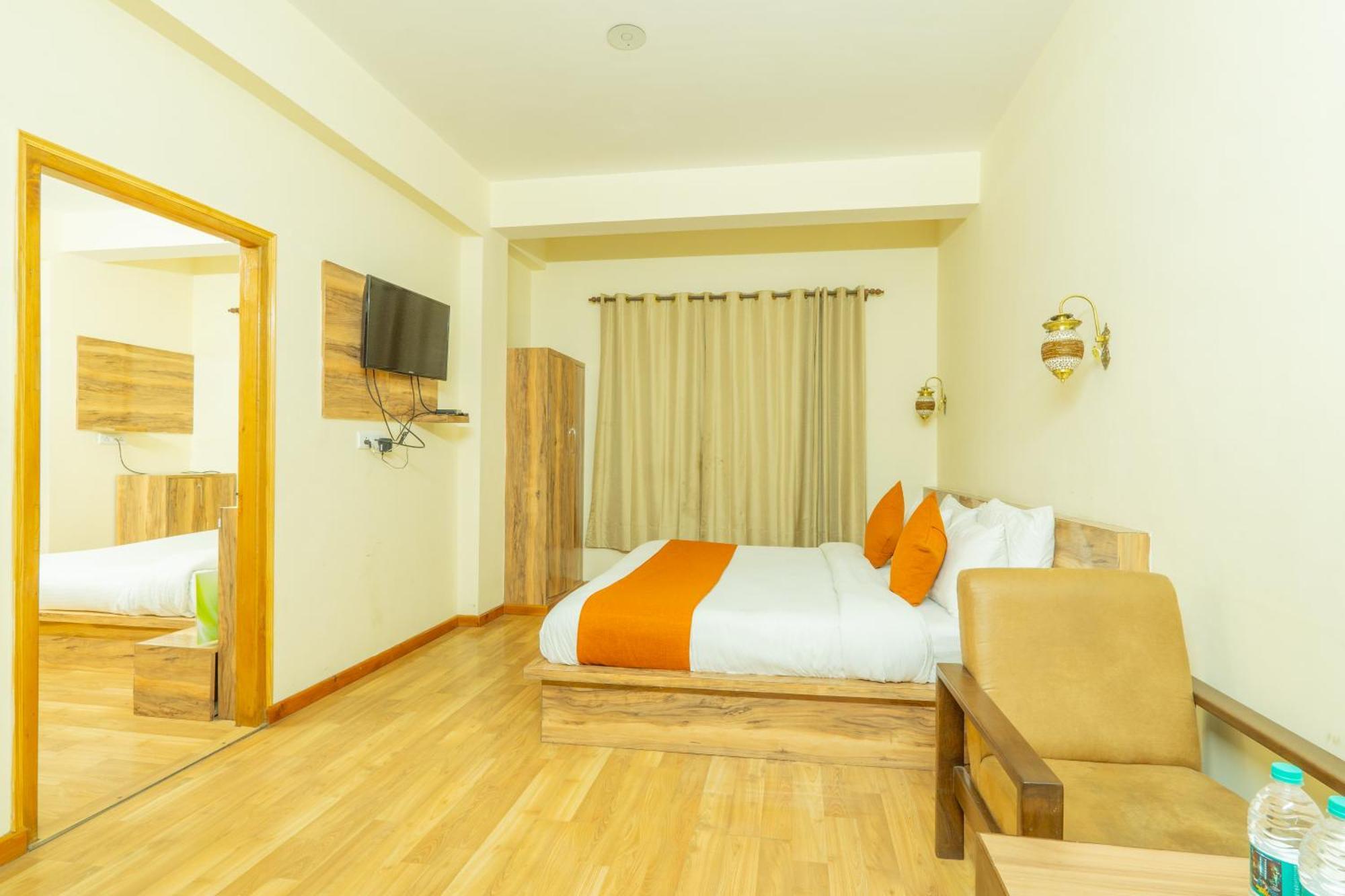 Hotel Rising Star Near To Mall Road #Budgetfriendly #Bigrooms #Garden #Bonfire #Parking #Forestview #Mountainview - Manali (Himachal Pradesh) — Bilder 1